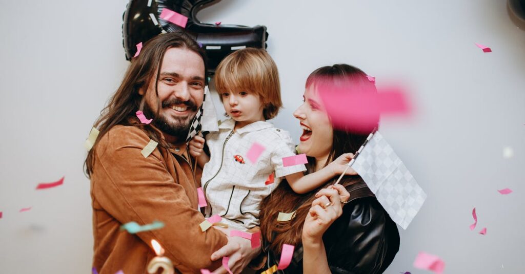 親と子が真剣に楽しむボードゲームの様子。大人も夢中になれるゲームで家族が一体感を味わう風景