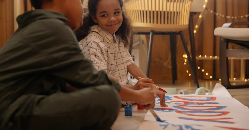 長時間のボードゲームに飽きてしまった子どもたち。うつむいたり、立ち上がろうとする様子