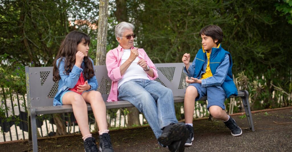 三世代の家族が年末年始に集まり、ボードゲームを通じて大笑いしながら交流している光景。