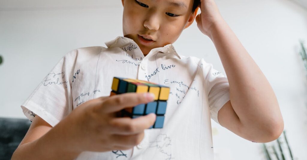 論理的思考を育てる小学生向けの人気知育ボードゲーム