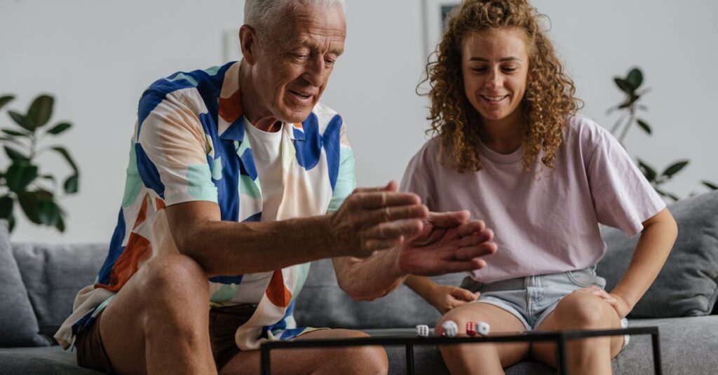 初心者がボードゲームを通じて笑顔になっているまとめのイメージ