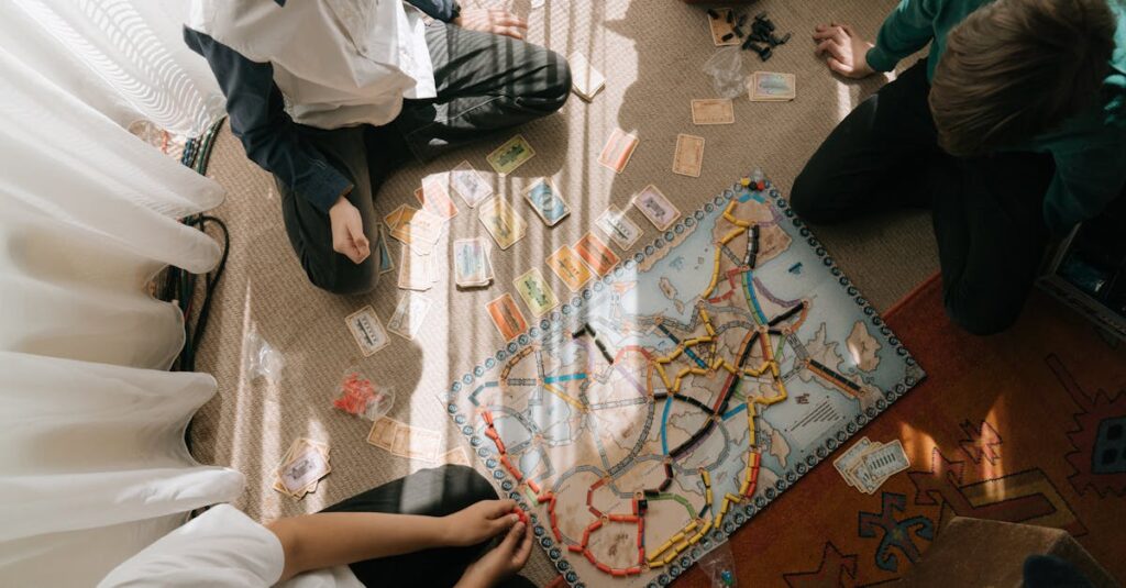 創造性を刺激するボードゲームで遊ぶ中学生の様子を描いたイラスト