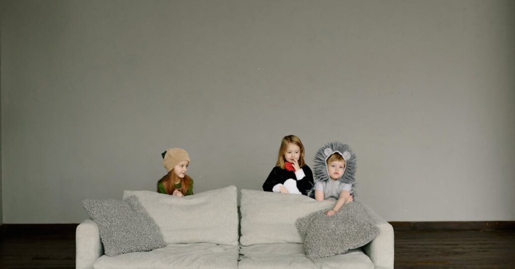 家族が集まり、ボードゲームやカードゲームで笑いながら楽しんでいる様子の年末年始イメージ画像